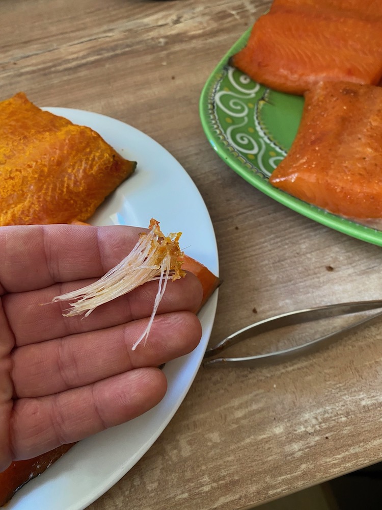 enlever les arêtes fumer son poisson